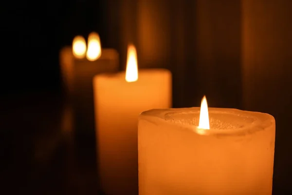 Brûler Des Bougies Dans Obscurité Gros Plan — Photo