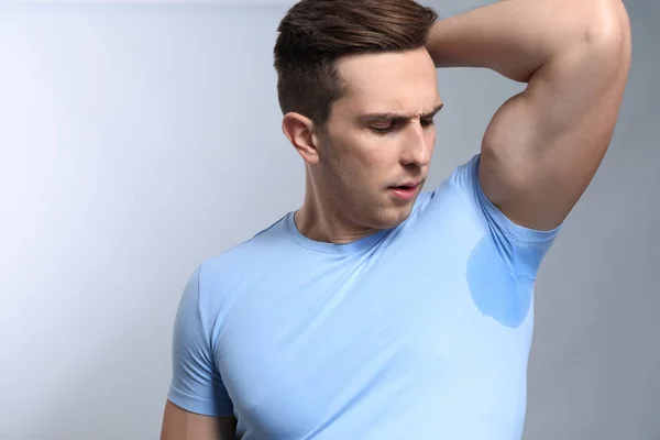 Young Man Wet Spot Clothes Armpit Grey Background Concept Using — Stock Photo, Image