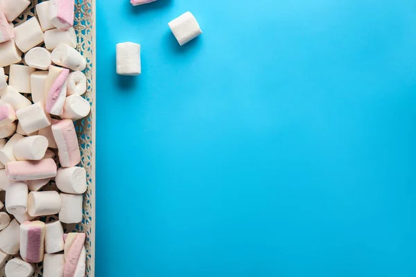 Tray Tasty Marshmallows Color Background — Stock Photo, Image