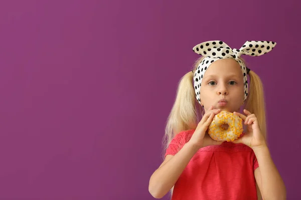 Cute Little Girl Donut Color Background — Stock Photo, Image