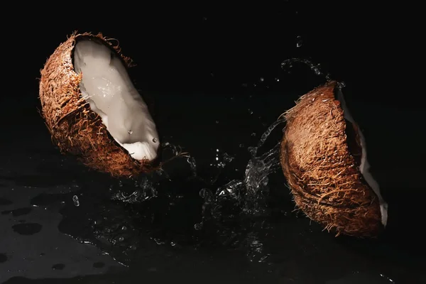 Ripe Coconut Splash Water Dark Background — Stock Photo, Image