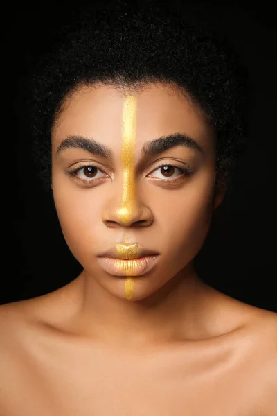 African American Woman Golden Paint Her Face Black Background — Stock Photo, Image