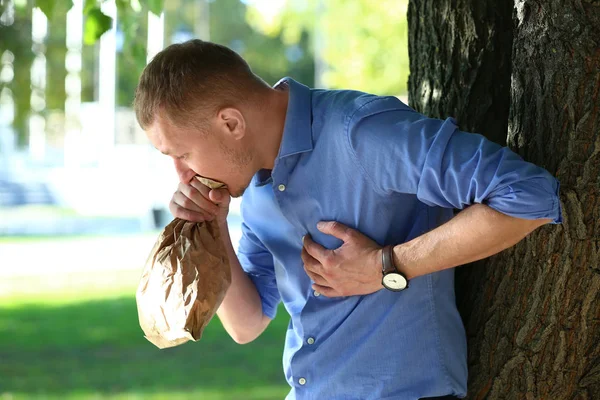 Man Having Panic Attack Outdoors — Stock Photo, Image