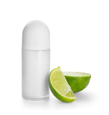 Deodorant ve beyaz zemin üzerine kireç