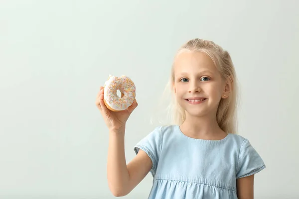 Cute Little Girl Donut Light Background — Stock Photo, Image