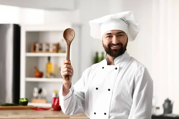 Männlicher Koch Der Restaurantküche — Stockfoto