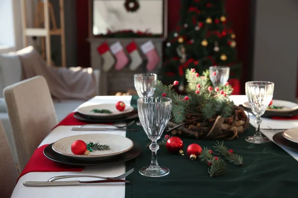 Beautiful Table Setting Christmas Dinner — Stock Photo, Image