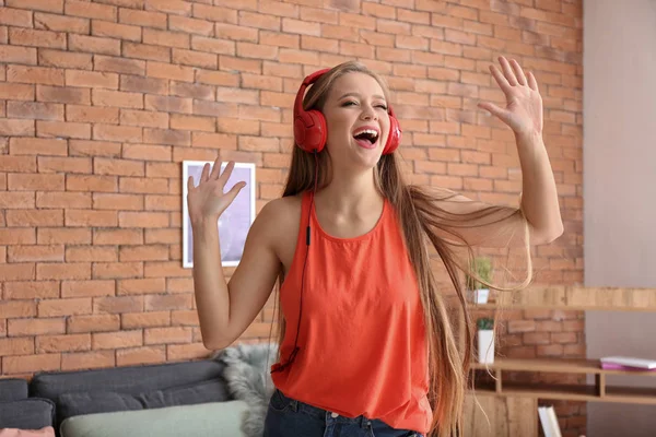 Beautiful Young Woman Dancing Home — Stock Photo, Image