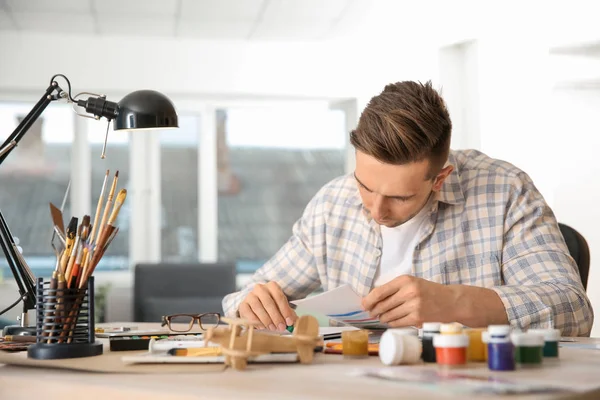 Young Designer Working Office — Stock Photo, Image