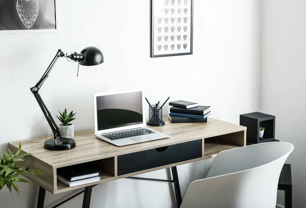 Stylish Workplace Laptop Room — Stock Photo, Image