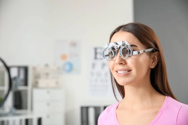 Young Woman Trial Frames Ophthalmologist Clinic — Stock Photo, Image