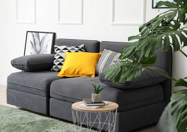 Comfortable Grey Sofa Interior Room — Stock Photo, Image