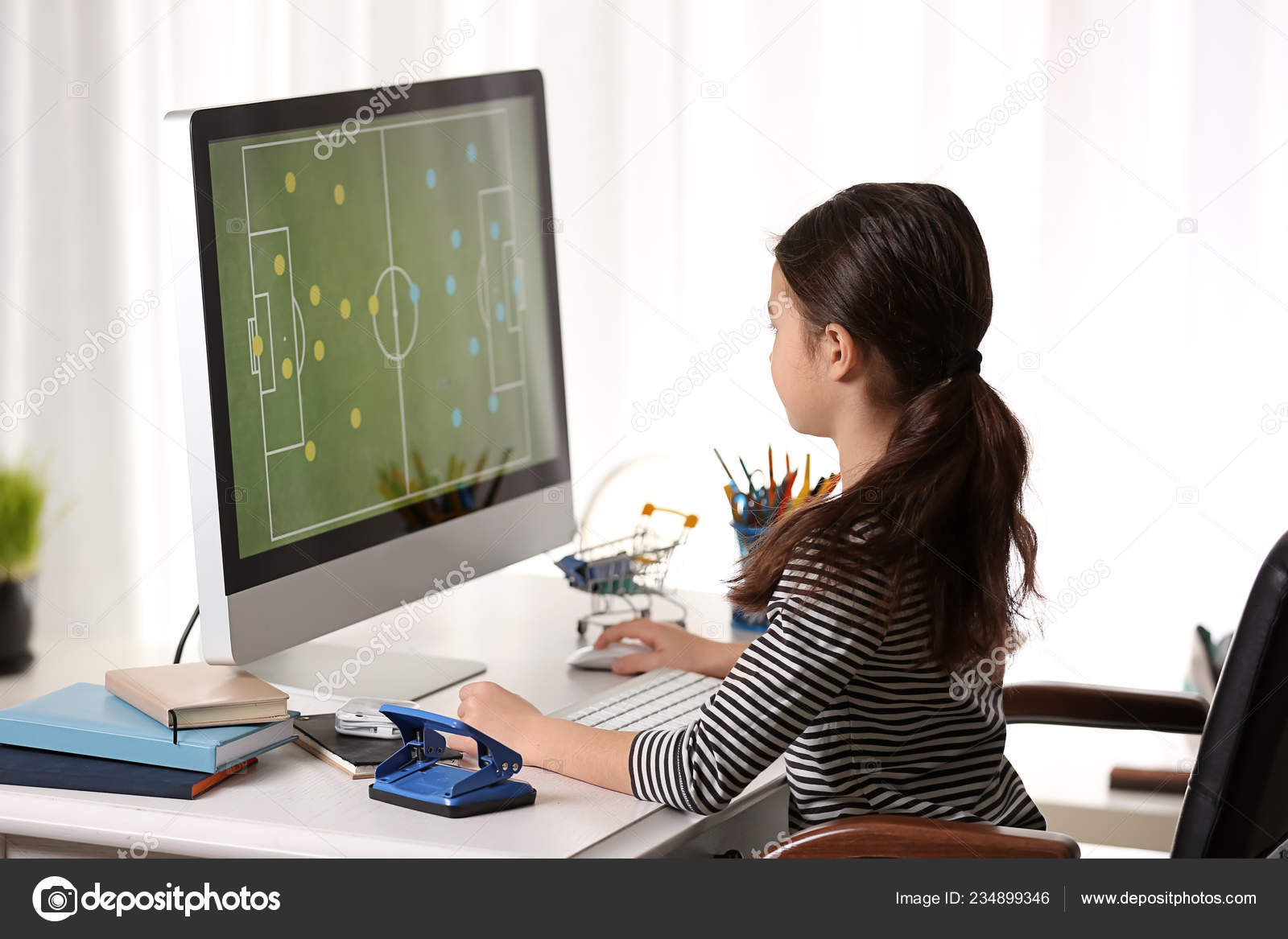 Young Girl Playing Game Computer Online In Internet Cafe Stock Photo,  Picture and Royalty Free Image. Image 101617114.