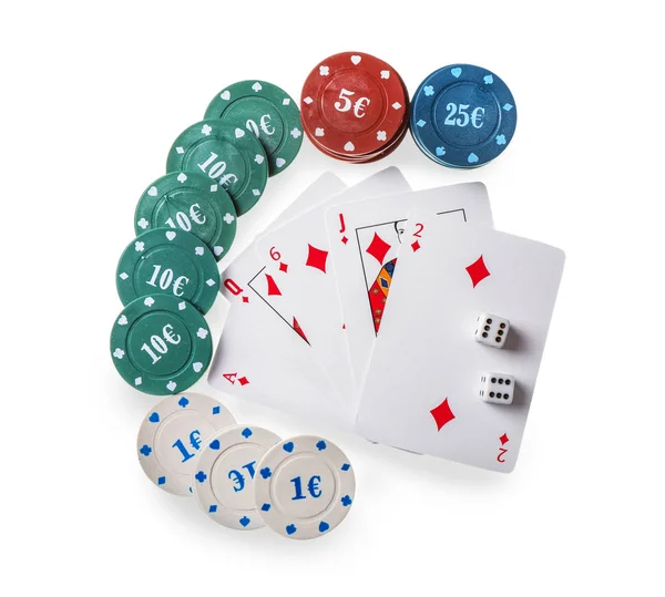 Τσιπς Χαρτιά Και Ζάρια Για Παιχνίδι Πόκερ Λευκό Φόντο — Φωτογραφία Αρχείου