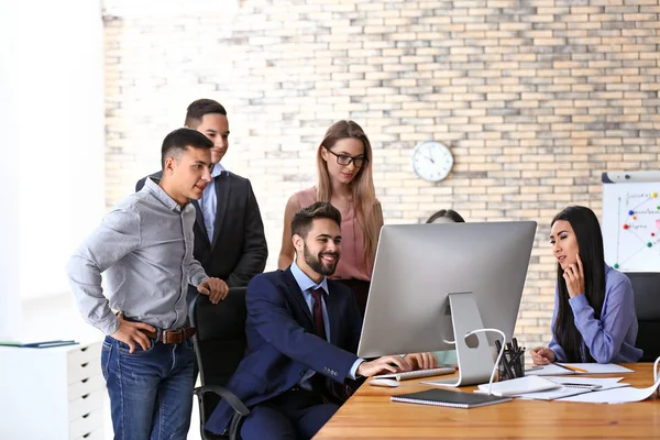 Young People Having Business Meeting Office — Stock Photo, Image