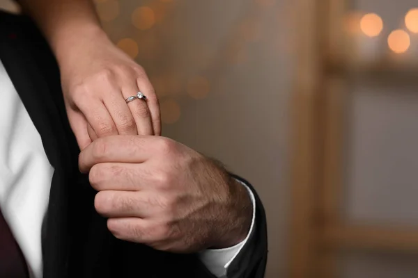 Casal Jovem Noivo Encontro Romântico Close — Fotografia de Stock