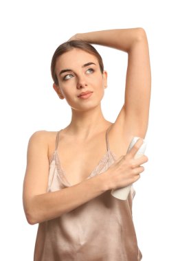 Beyaz arka plan deodorant olan güzel kadın