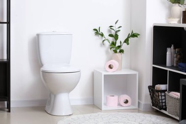 Seramik Klozet ile tuvalet modern iç