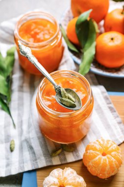 Kavanoz masada lezzetli Mandalina Reçeli