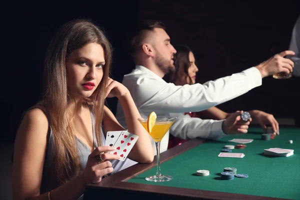 Group People Playing Poker Casino — Stock Photo, Image