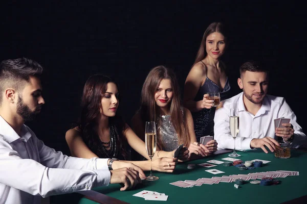 Grupo Personas Jugando Póquer Casino — Foto de Stock