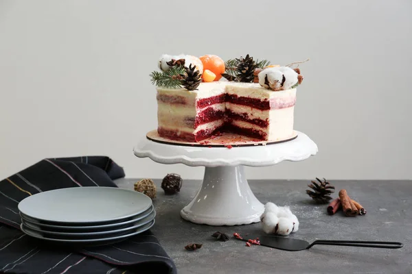 Stand Tasty Christmas Cake Grey Table — Stock Photo, Image