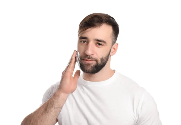 Bello Uomo Che Applica Schiuma Barba Sul Suo Viso Contro — Foto Stock