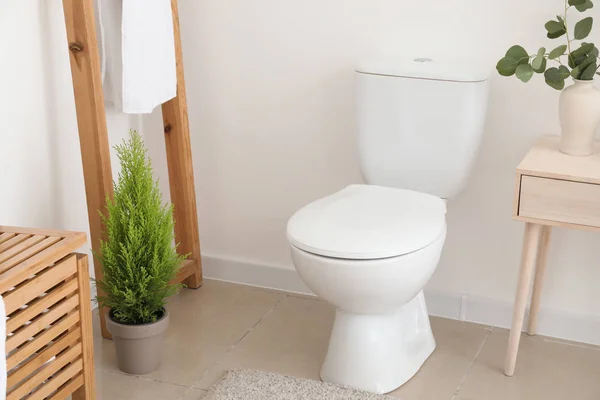 Interior Modern Bathroom Toilet Bowl — Stock Photo, Image