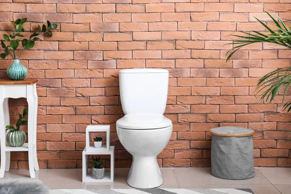 Modern banyo tuvalet kase ile iç