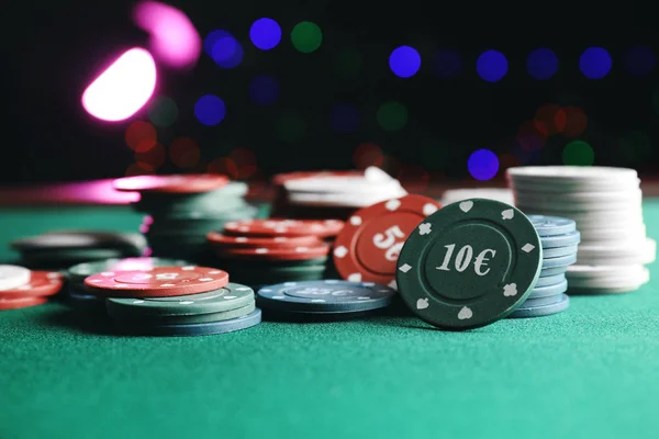 Fichas Para Juego Póquer Mesa Del Casino —  Fotos de Stock