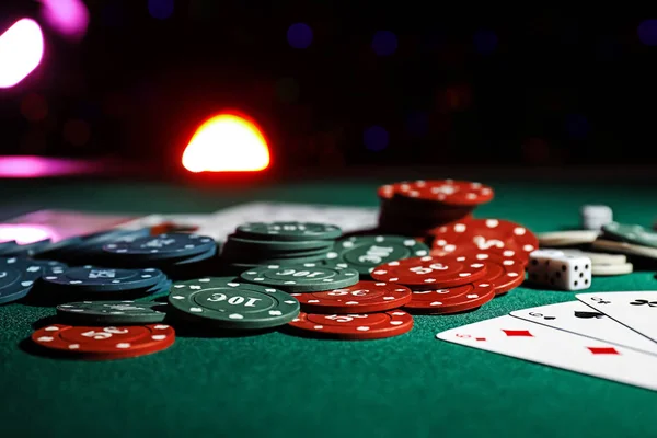 Kartları Casino Masada Çipleri — Stok fotoğraf