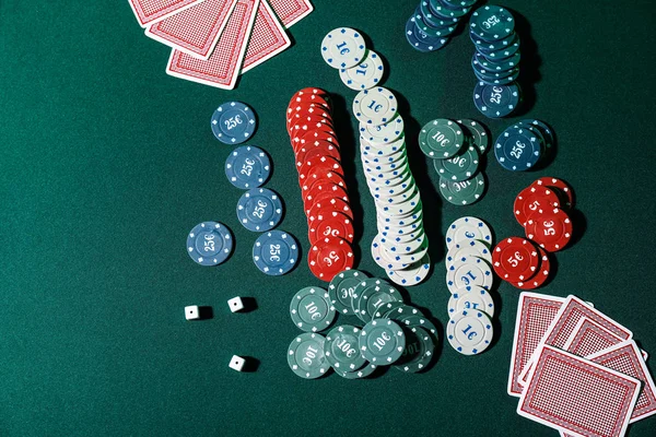 Fichas Cartas Mesa Casino — Foto de Stock