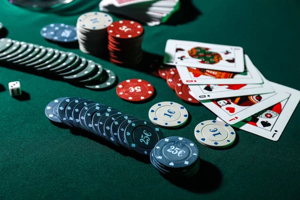 Cips Casino Masa Kartları — Stok fotoğraf