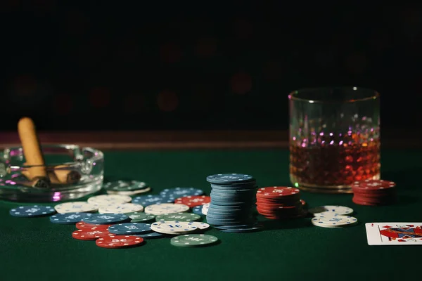 Chips Glass Whiskey Cigar Table Casino — Stock Photo, Image