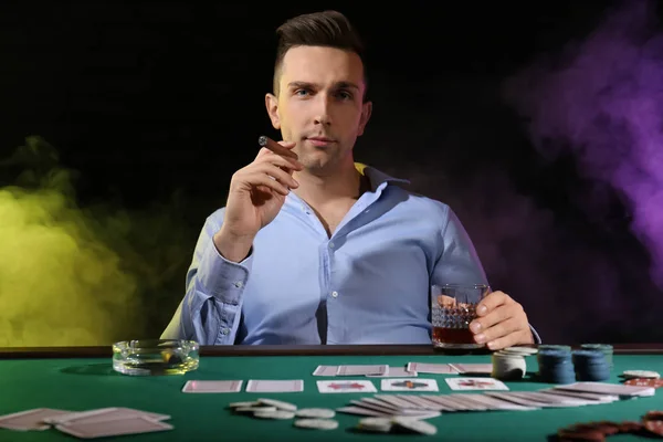 Handsome Male Player Table Casino — Stock Photo, Image