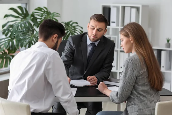 Unhappy Young Couple Visiting Divorce Lawyer Office — Stock Photo, Image