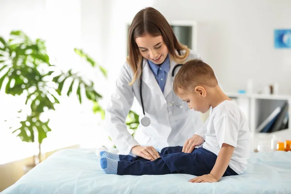 Female Doctor Working Cute Little Boy Clinic — Stock Photo, Image