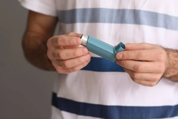 Young Man Inhaler Closeup — Stock Photo, Image