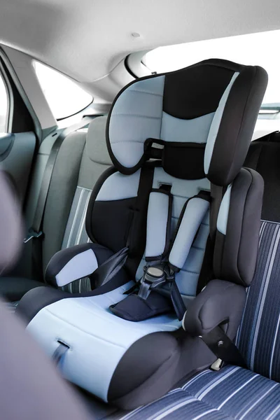 Asiento Seguridad Para Niño Coche —  Fotos de Stock