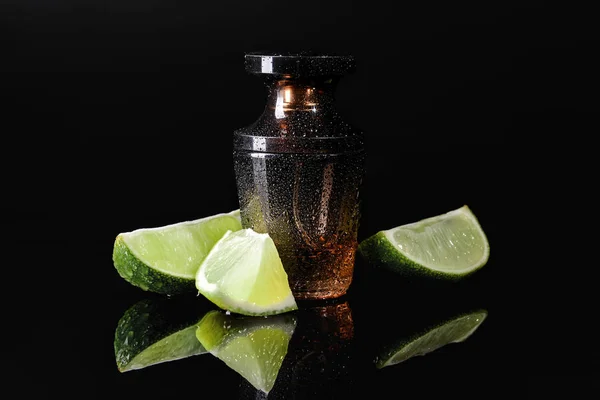 Bottle Perfume Citrus Fruit Dark Background — Stock Photo, Image