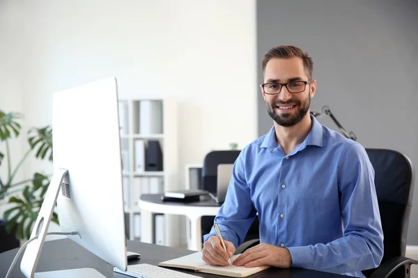 Young Businessman Working Office — Stock Photo, Image