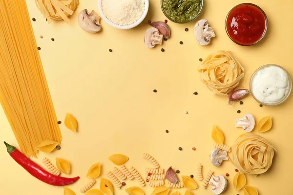 Composition Assorted Pasta Color Background — Stock Photo, Image