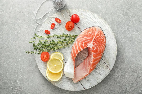 Composition Piece Fresh Salmon Wooden Board — Stock Photo, Image