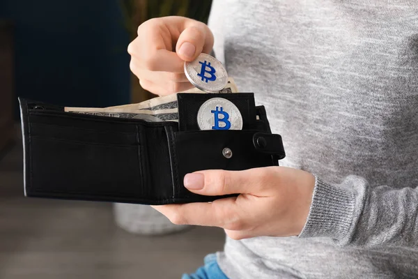 Woman Holding Wallet Money Bitcoins Closeup — Stock Photo, Image