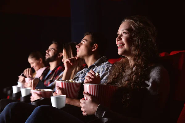 Friends Eating Popcorn While Watching Movie Cinema — Stock Photo, Image