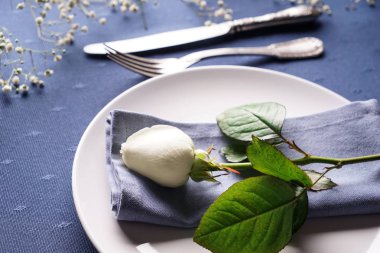 Çiçek dekor, closeup ile güzel sofra