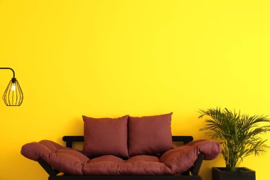 Modern oturma odası rahat kanepe ile güzel iç