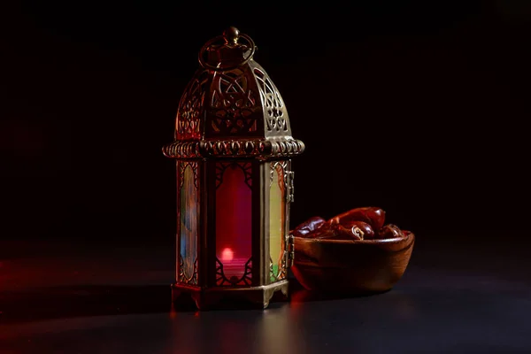 Muzulmán Lámpa Ramadan Szimbólum Dátum Sötét Háttér — Stock Fotó