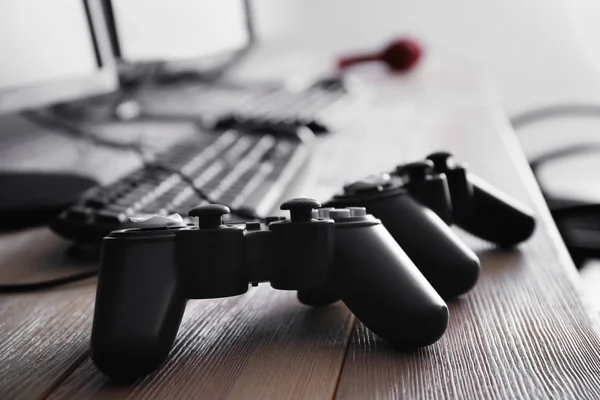 Gamepads Tafel Computer Club — Stockfoto