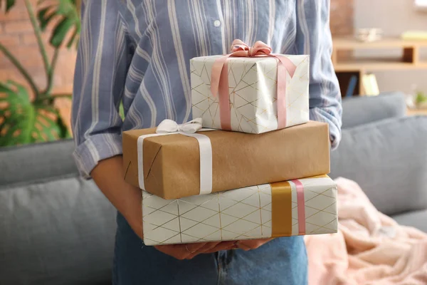 Young Woman Gift Boxes Home — Stock Photo, Image